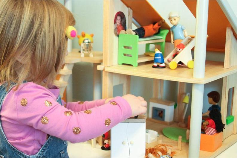 How To Choose The Dollhouse That Children Love