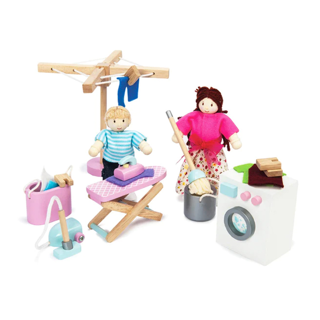  Wooden Housekeeping Pretend Play Set with Dolls and Cleaning Accessories